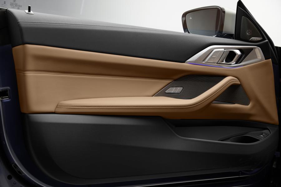 Детали интерьера BMW 430i Coupe Sport Line (G22) 2020 года  (WW) (фото 29 из 35)
